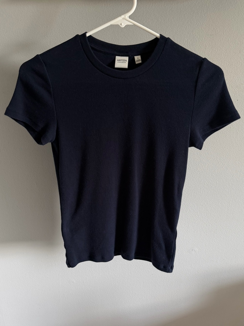 Aritzia Homestretch Short Sleeve Crew Tee — Navy Blue